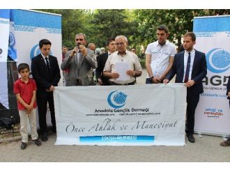 Agd Üyelerinden Muhammed Mursi’ye Destek