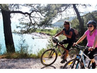 300 Km Pedal Çevirdiler