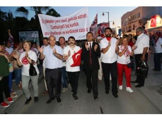Bodrum’da Coşkulu Fener Alayı