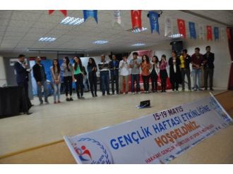 Sınırda İlk Defa Gençlik Haftası Kutlandı