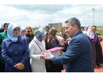 Anneler Depara Kalktı