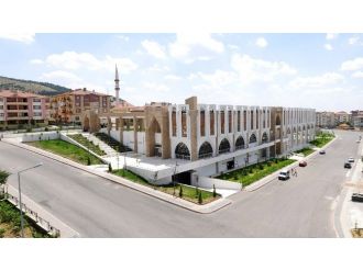Necip Fazıl Kültür Merkezi Açılış İçin Gün Sayıyor