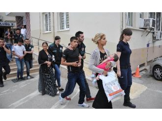 Uyuşturucu Tacirlerine Şafak Operasyonu: 33 Gözaltı