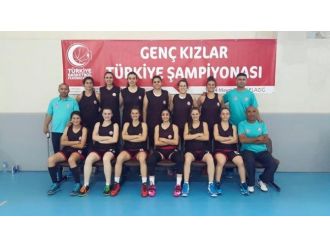 Alanya Belediyespor Basketbol Takımı, Türkiye Şampiyonası’ndaki İlk Rakibini Yendi