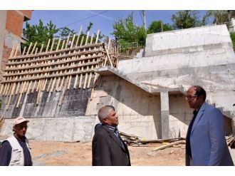 Çay Mahallesi Sakinlerinden Başkan Çöl’e Pankartlı Teşekkür