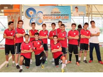 Okullar Ligi’nde Müthiş Futbol Finali