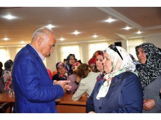 Ak Parti Kadın Kolların’dan Başkan Çalışkan’a Ziyaret