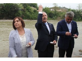 Chp Lideri Kılıçdaroğlu Ve Bakan Canikli Giresun Aksu Festivali’ne Katıldı