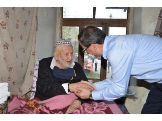 Ak Parti’ye Katılımlar Sürüyor