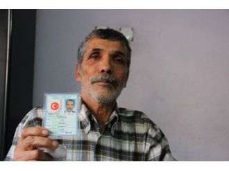 10 Yıllık Emekli Dolandırıldığını İspatlamak İçin Kapı Kapı Dolaşıyor