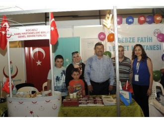 Karabacak Kitap Fuarını Ziyaret Etti