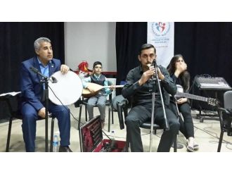 Baba Kız Aynı Sahnede...