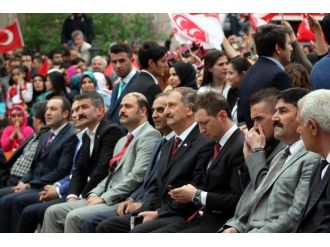 Ülkücüler, Ali Kınık Ve Mustafa Yıldızdoğan’la Coştu
