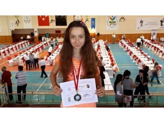 Sinem’in Büyük Başarısı