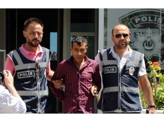 Bin Tl Alacaklı Olduğu Eski Patronunu Öldüren Zanlı Adliyeye Sevk Edildi