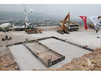 Müezzinoğlu Gemlik Devlet Hastanesi’nin Temelini Attı