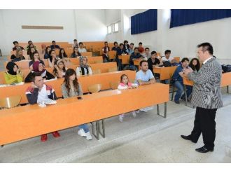 Bir Günlüğüne Üniversiteli Oldular