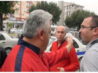 2 Bin Tl Ceza Kesildi, Gazetecilere Saldırdı