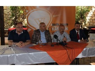 Ak Parti Mileltvekili Adayları Basınla Bir Araya Geldi
