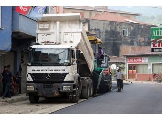 Geyve’de Asfalt Çalışmaları Alifuatpaşa’da Başladı