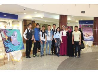Yakutiye Güzel Sanatlar Lisesi Öğrencilerinden Resim Sergisi