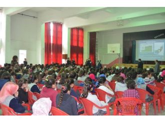 Erzincan Emniyetinden Ortaokul Öğrencilerine Bilgi Yarışması