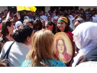 Figen Yüksekdağ’dan Esnaf Ziyareti