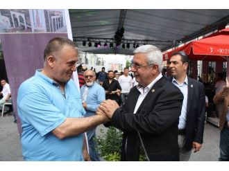 Ak Partili Aday Metiner: “Hdp Pkk Silahlarının Arkasına Saklanmasın