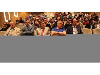 Bayburt Üniversitesinde Yaza/bilmek Adlı Söyleşi Gerçekleşti