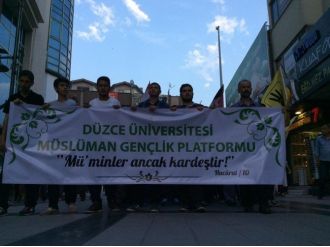 Düzceli Gençler Mursi İçin Yürüdü