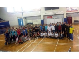 Badminton İl Birinciliği Müsabakaları Sona Erdi