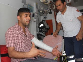 Bıçakla Kendini Kesen Şahıs Bu Benim Hobim Dedi