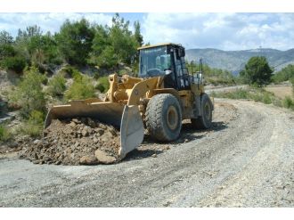 Manavgat Köy Yollarına Asfalt Öncesi Bakım Onarım