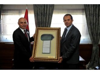 Tapu Kadastro Müdürü Serdar, Vali Taşyapan’ı Makamında Ziyaret Etti