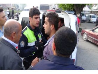 17 Yaşındaki Sürücü: Çoluk Çocuğu Polis Yapmışlar