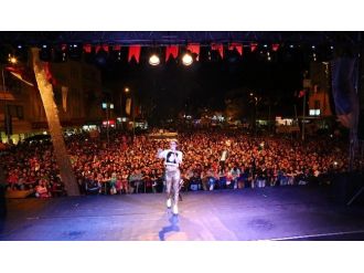 Atiye’den Konser Özçekimi