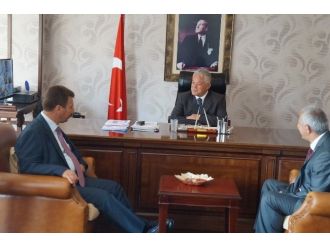 Mhp’li Vekilden Chp’li Belediye Başkanına Ziyaret