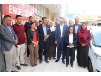 Silopi Belediyesi Eşbaşkanlarından Engellilere Ziyaret