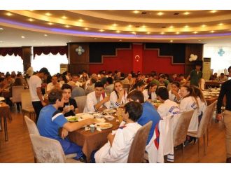 Başkan Alıcık, Sizlerle Gurur Duyuyoruz”
