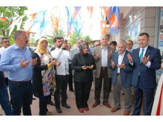 Ak Parti Yeni Seçim Bürosu Dualarla Açıldı