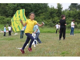 Uçurtma Şenliği Düzenlendi