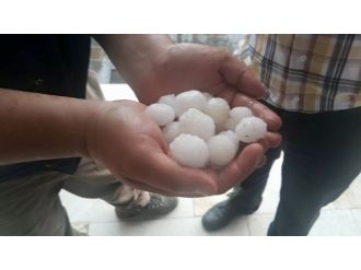 Kastamonu’da Dolu Yağışı Hayatı Felç Etti