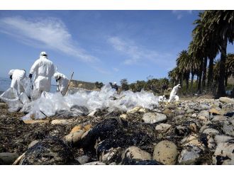 Abd’de Petrol Sızıntısı Olağanüstü Hal İlan Ettirdi