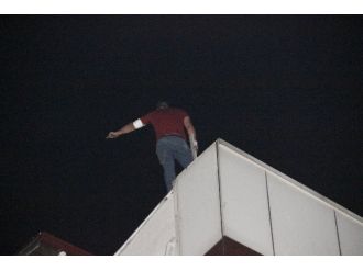 Gündüz İndirdiler Ama...