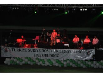 Reyhanlı’da Uğur Işılak Konseri