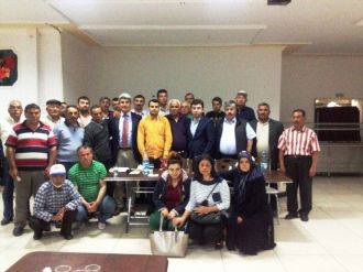 Ak Parti Sandık Görevlileri Eğitiliyor