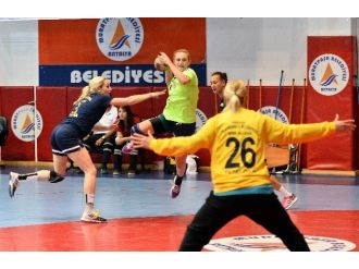 Muratpaşa, İkinci Raunda Çıkıyor