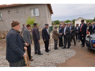 Vali Şerif Yılmaz, Göçeri Köyü’nü Ziyaret Etti