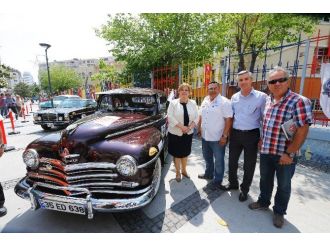 Alsancak Şenliği Coşkulu Başladı