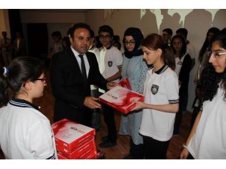 Diyarbakır’da 12 Bin 89 Öğrenciye Tablet Dağıtıldı